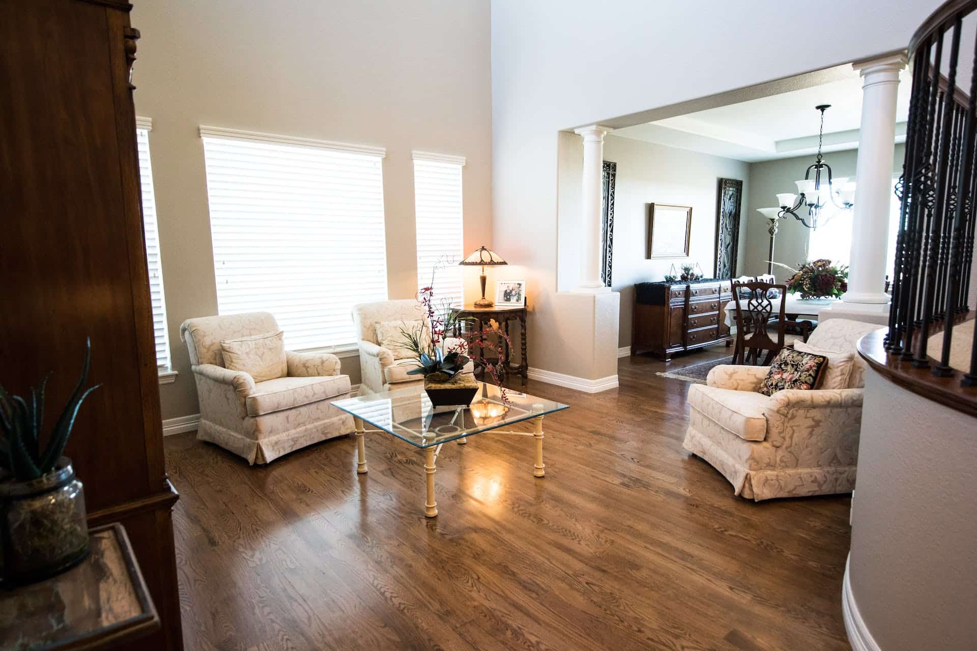 inside of a nice house inside of a nice house